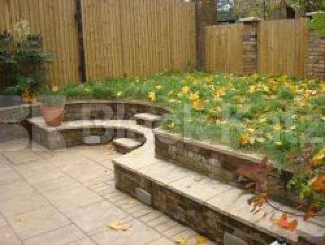 			MUST SEE !!!!!!!, 3 Bedroom, 1 bath, 1 reception House			 St Johns Way, Archway